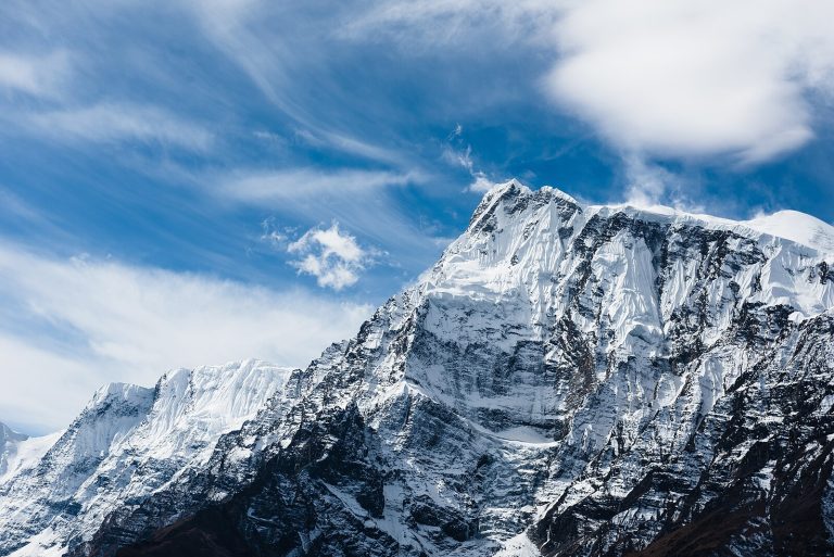 Annapurna Circuit Trek 2026: The Complete Guide