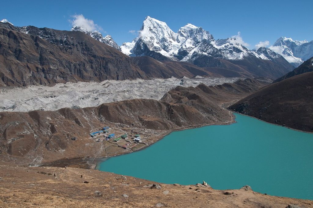 Gokyo Lakes and Gokyo Ri Trek – 12 Days