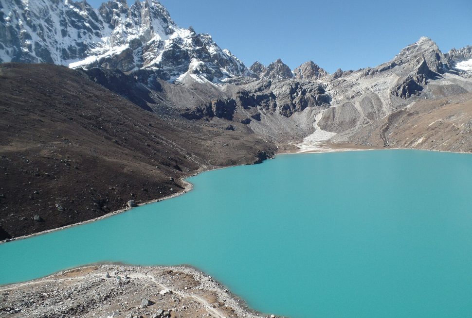 Gokyo Lakes Trek: Turquoise Lakes and Everest Views