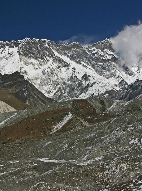 Island Peak Climbing – 17 Days