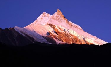 Manaslu Circuit Trek – 15 Days