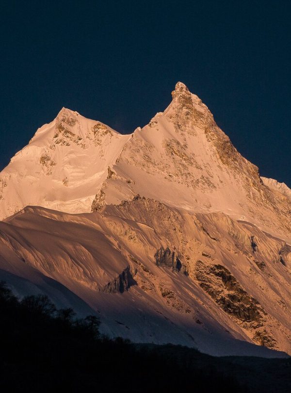 Manaslu Circuit Trek – 15 Days