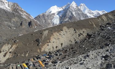 Mera Peak Climbing – 17 Days