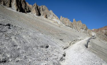 Tilicho Lake Trek – 8 Days