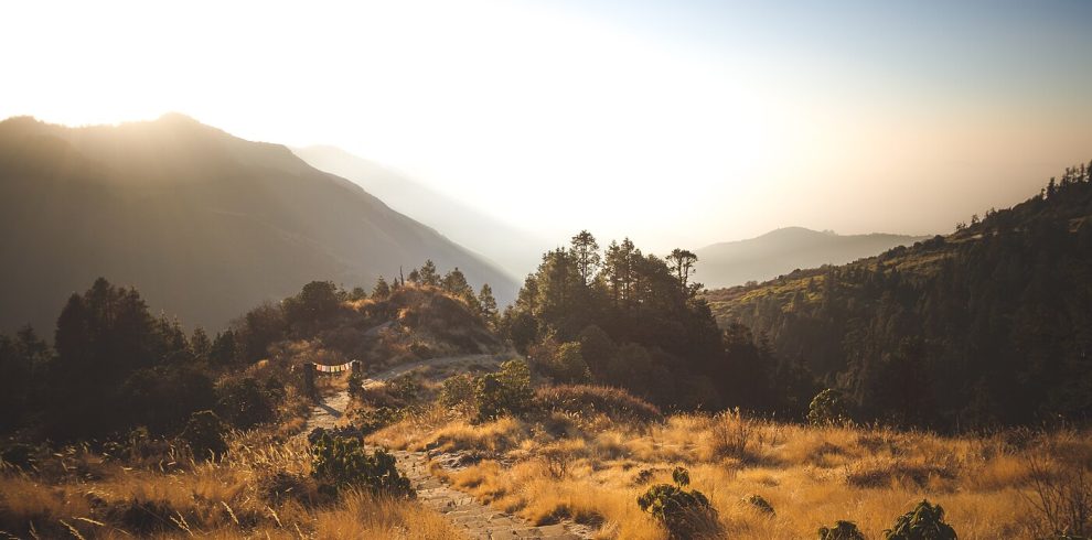 Nagarkot Dhulikhel Hiking day hike near Kathmandu, Nepal